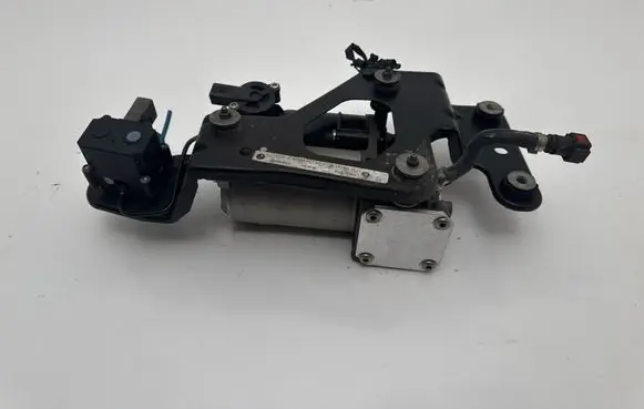 BMW X5 E70 Air suspension compressor/pump 14178311 6789938 K0405003