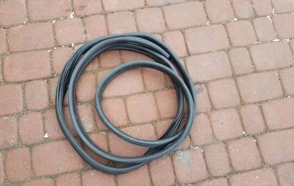 Renault Trafic III (X82) Rubber seal loading door 