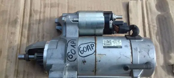 Volkswagen Touareg III Starter motor 057911024