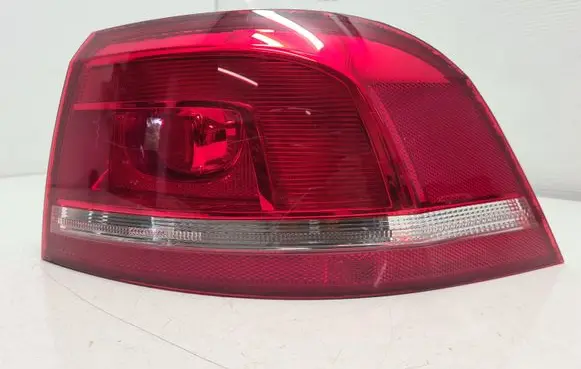 Volkswagen PASSAT B7 Rear/tail lights 3AF945096C