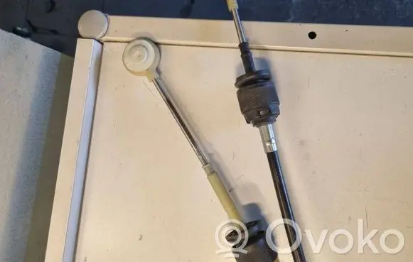 Ford Focus Gear shift cable linkage BV6R7E395AC EZ0BADDRA