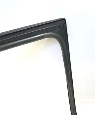 Chrysler Pacifica Rubber seal sliding door (on door) 