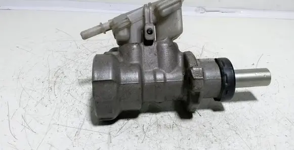 Ford Focus Master brake cylinder 21030399