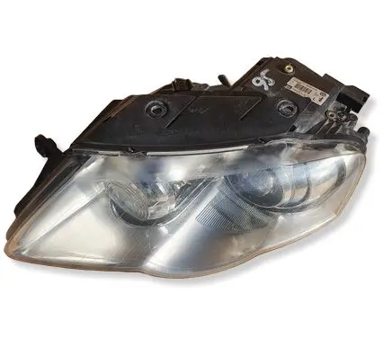 Volkswagen PASSAT B6 Headlight/headlamp 3C0941751K