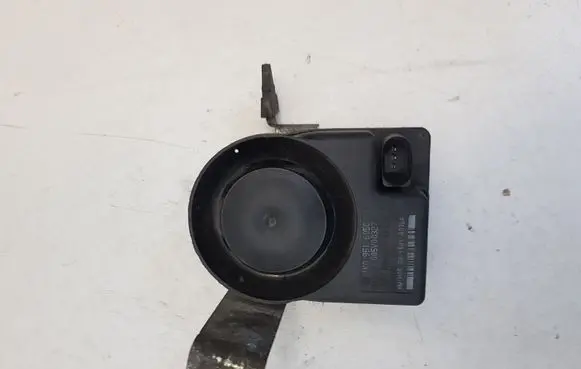 Audi A6 S6 C6 4F Alarm system siren 1K0951605C