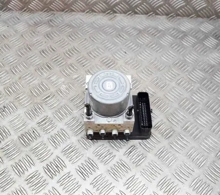 Land Rover Range Rover Evoque L538 ABS Pump GJ322C405AF 10091532283