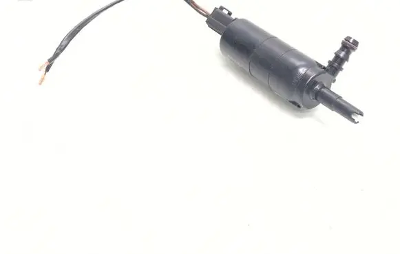 BMW X1 E84 Headlight washer pump 8377430