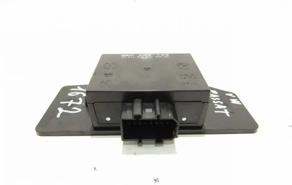Volkswagen PASSAT B5 Other control units/modules 3B0959799