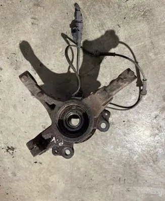 Peugeot Bipper Front wheel hub