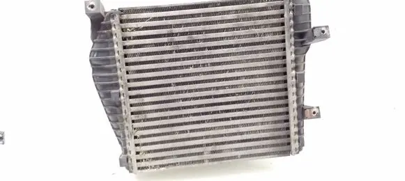 Volkswagen Touareg I Intercooler radiator 7L0145803A