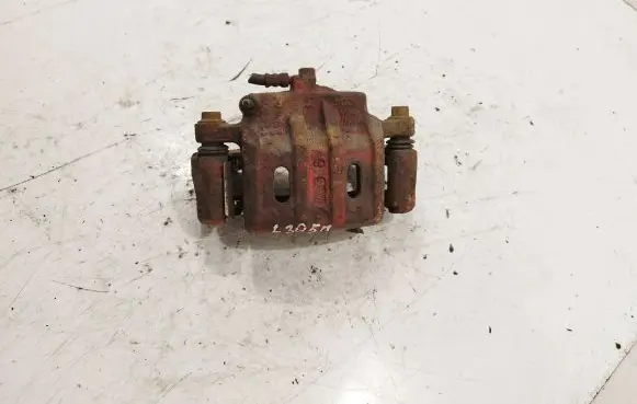 Mitsubishi Outlander Front brake caliper