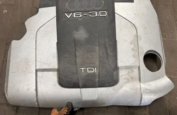 Audi A6 S6 C7 4G Engine cover (trim) 059103925Q PA6M304 PA6G10I20