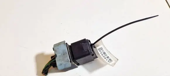 Glow plug pre-heat relay