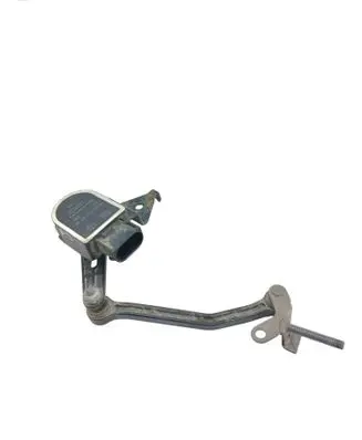 Headlight/headlamp level sensor