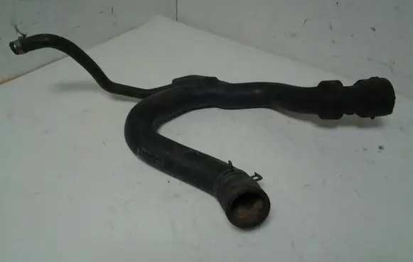 Audi A6 S6 C6 4F Engine coolant pipe/hose 4B0121101G