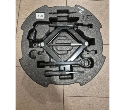 KIA Ceed Tool set 09149G4100 09100G4100