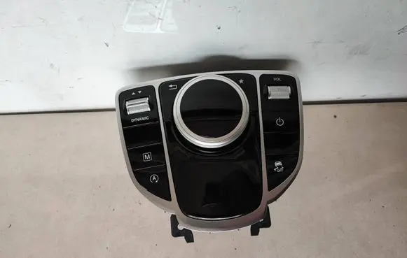 Mercedes-Benz GLC C253 Head unit multimedia control A2059006115 A2539055700 A2539054900