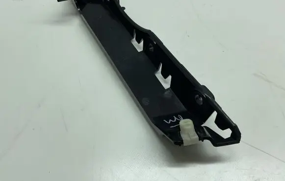 Land Rover Discovery 5 Front bumper mounting bracket HY3217A869AD