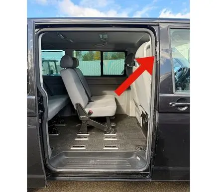 Volkswagen Multivan T5 Sliding door latching motor 7H0843638D