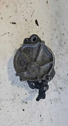 Citroen C4 I Vacuum pump D1563C1 0610T