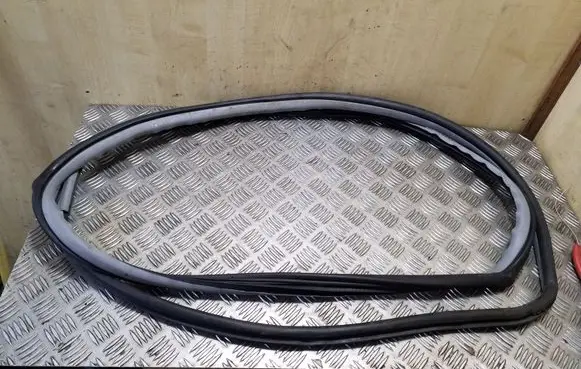 Toyota Previa (XR30, XR40) II Sliding door rubber seal 