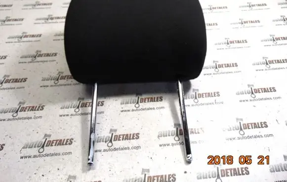 Toyota Avensis T250 Front seat headrest 
