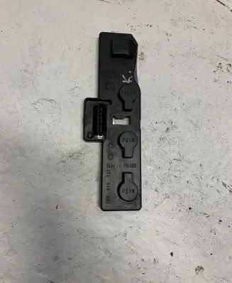 Skoda Octavia Mk1 (1U) Tail light bulb cover holder 1U9945257