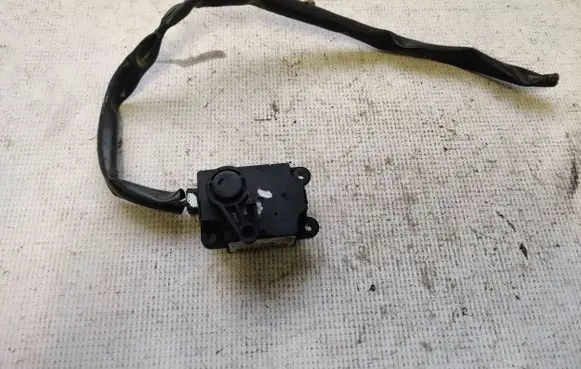Nissan Micra Air flap motor/actuator N104722T 1000077010 2008072A