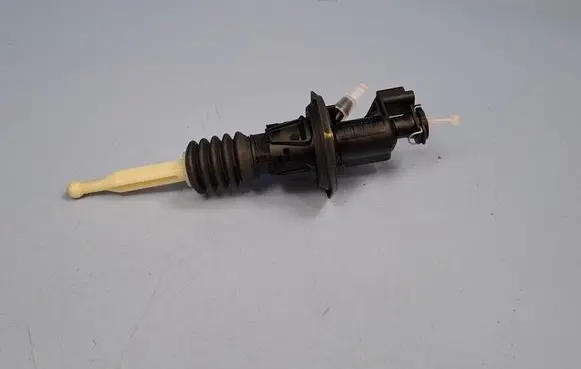 Citroen Berlingo Clutch master cylinder 9809425480