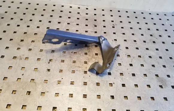 Nissan Almera N16 Engine bonnet/hood hinges