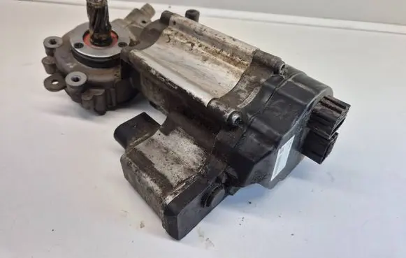 Volkswagen Touran I Steering rack 1K1909144H 0273010030 1279H06186