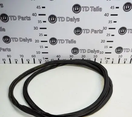 Audi Q5 SQ5 Rubber seal front coupe door 