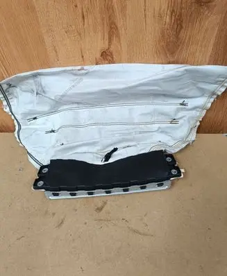 Knee airbag