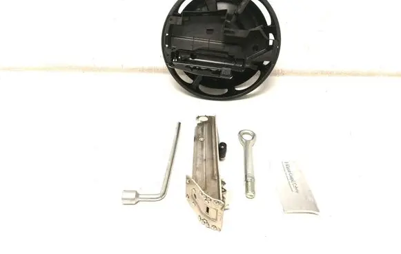 Mercedes-Benz C W204 Lift Jack A2115830415