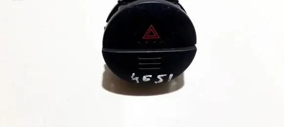 Nissan X-Trail T30 Hazard light switch 06016