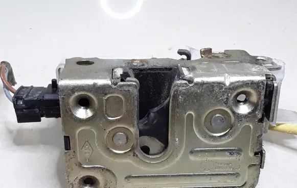 Renault Espace III Front door lock
