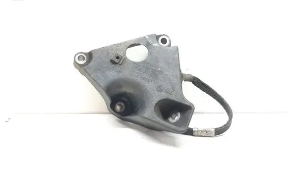 BMW X1 E84 Engine mounting bracket 6777061 22116777061