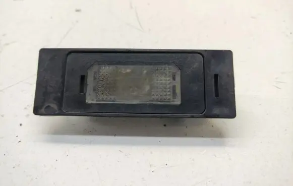 BMW 1 E81 E87 Number plate light E44364 L00E44364