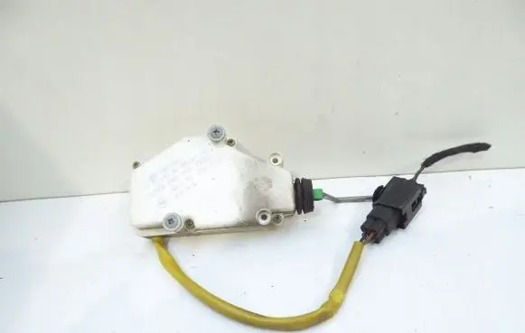 Volkswagen Sharan Fuel tank cap lock motor 7M0959775C