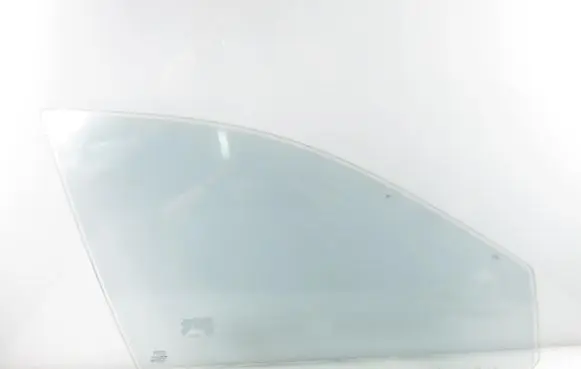 Volvo XC90 Front door window glass four-door 