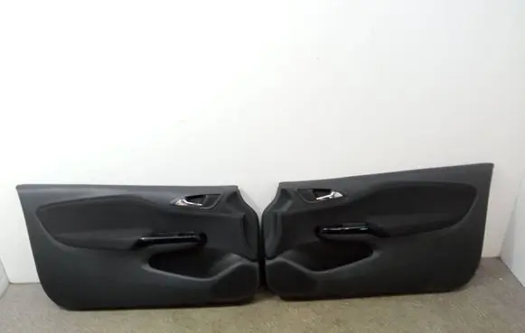 Opel Corsa E Front door card panel trim