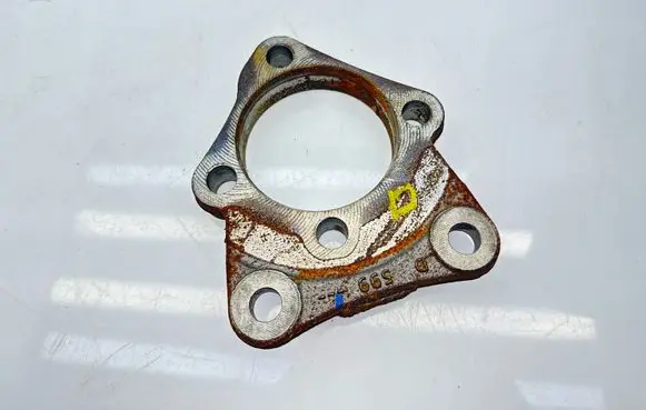 Nissan Juke II F16 Rear wheel hub