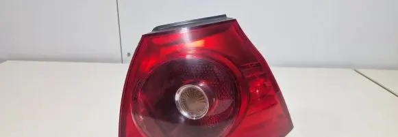 Volkswagen Golf V Rear/tail lights 1K6945096