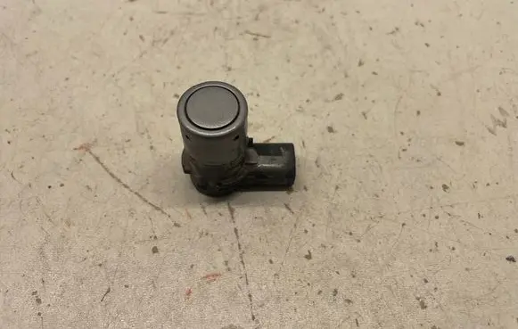 BMW 5 E60 E61 Parking PDC sensor 6931780 6023981051