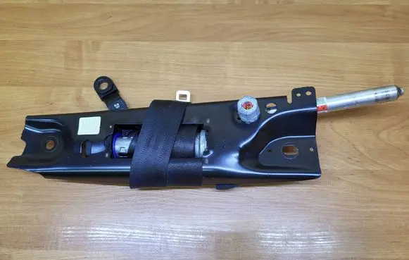 Volvo S80 Front seatbelt 6254556 5254556306 61530940AC