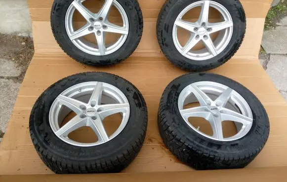 Nissan Leaf II (ZE1) R18 winter tire KBA50063 NE69327