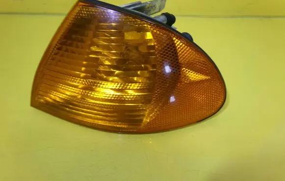 BMW 3 E46 Front indicator light 1315106140 6902765