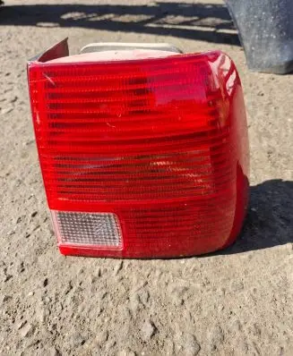 Volkswagen PASSAT B5 Rear/tail lights