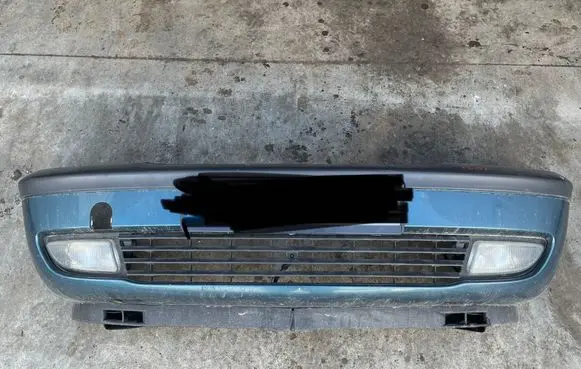 Opel Zafira A Front bumper 90580620