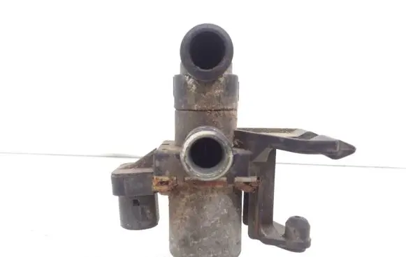 BMW 3 E36 Coolant heater control valve 1387846 1147412052